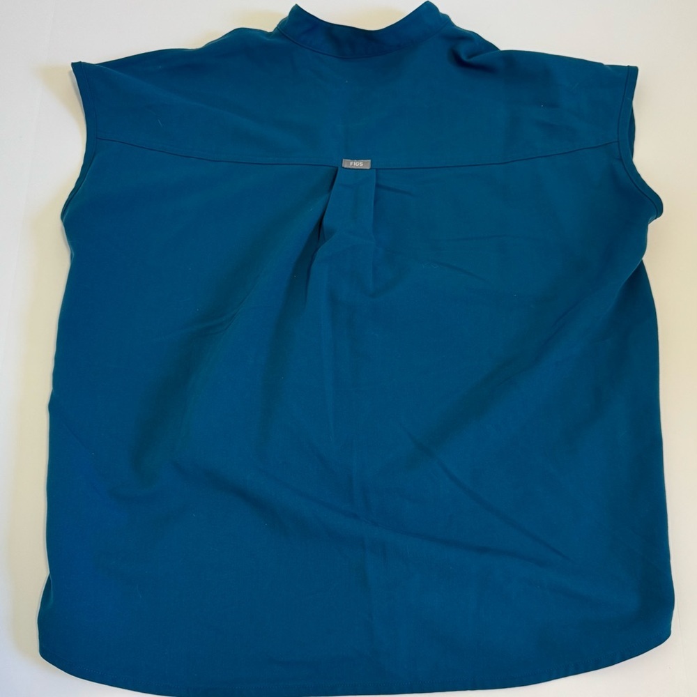 Figs Rafaela Scrub Top - Picture 2 of 6